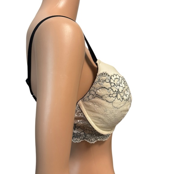 Victoria Secret Dream Angel Push Up Underwire Elegant Lace Trim Cream Bra 38D - Picture 3 of 8